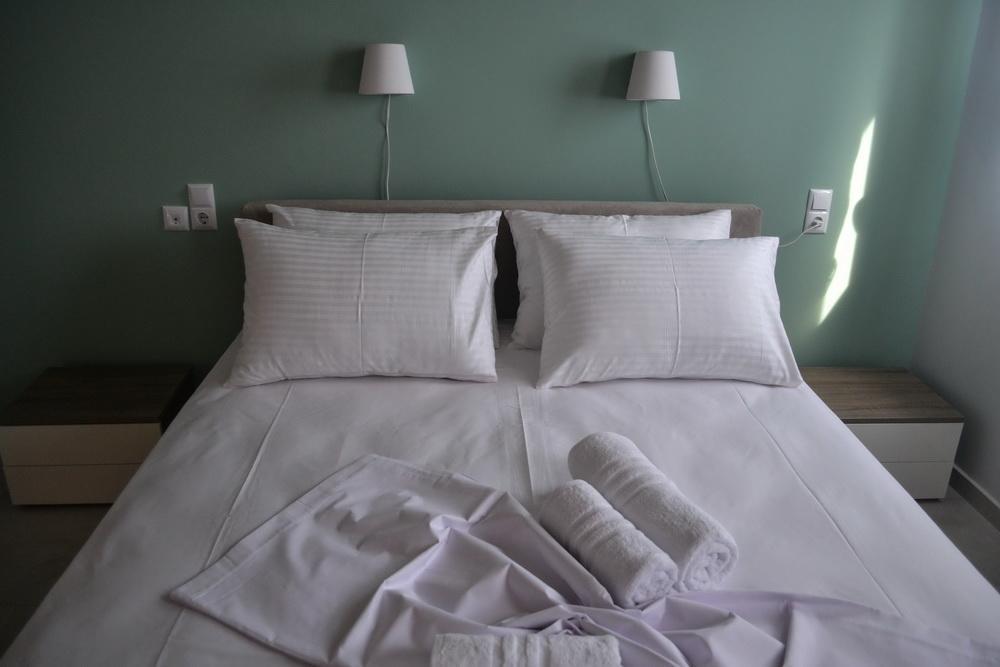 Glykis Ear Hotel Екстериор снимка